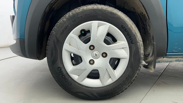 Second-hand 2021 Renault KWID 1.0 RXT Opt for sale in Ahmedabad-20