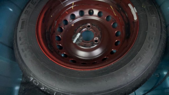 Second-hand 2021 Renault KWID 1.0 RXT Opt for sale in Ahmedabad-21