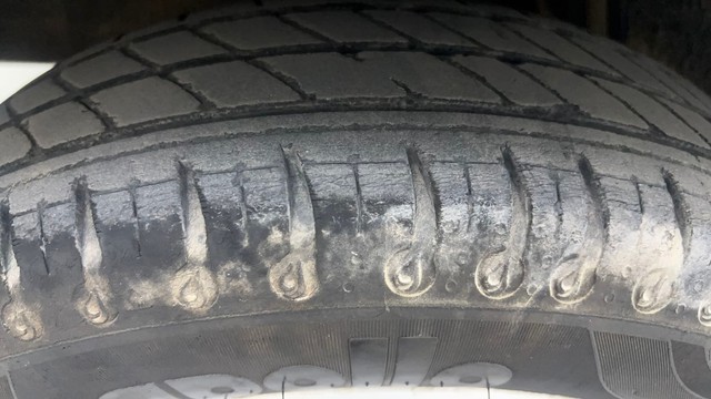 Second-hand 2021 Renault KWID 1.0 RXT Opt for sale in Ahmedabad-39