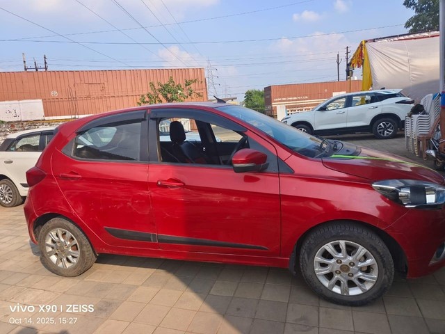 Second-hand 2017 Tata Tiago 1.2 Revotron XZA for sale in Chhindwara-2