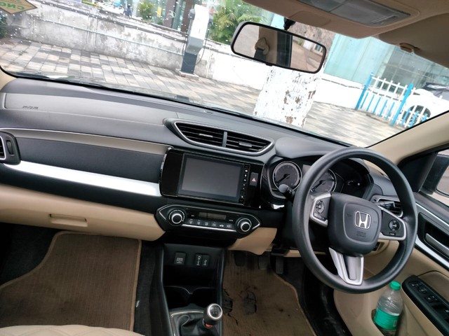Second-hand 2023 Honda Amaze 2nd Gen VX BSVI for sale in Chhindwara-4