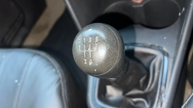 Second-hand 2012 Volkswagen Polo Petrol Comfortline 1.2L for sale in Coimbatore-12