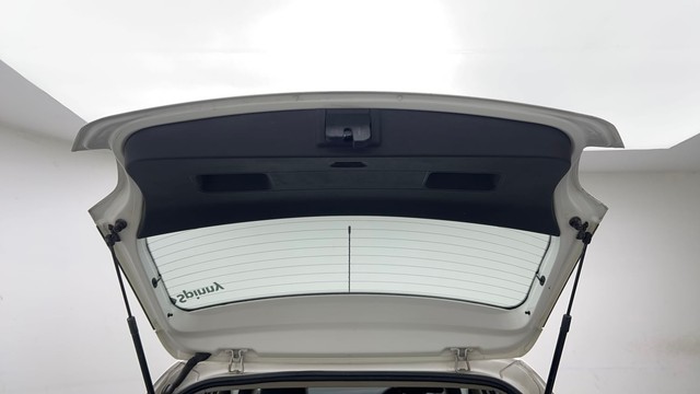 Second-hand 2012 Volkswagen Polo Petrol Comfortline 1.2L for sale in Coimbatore-24