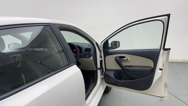 Second-hand 2012 Volkswagen Polo Petrol Comfortline 1.2L for sale in Coimbatore-16