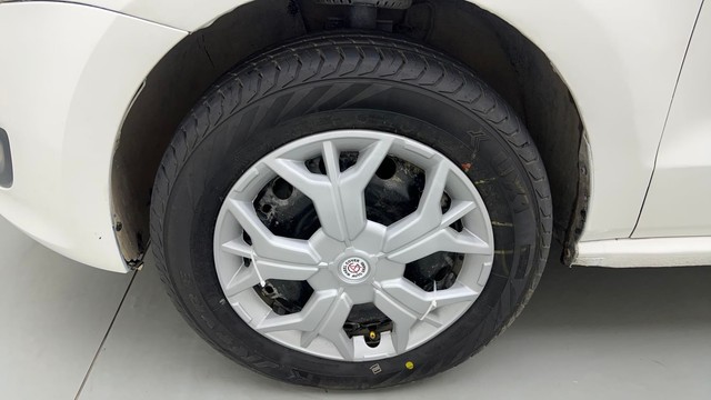 Second-hand 2012 Volkswagen Polo Petrol Comfortline 1.2L for sale in Coimbatore-20