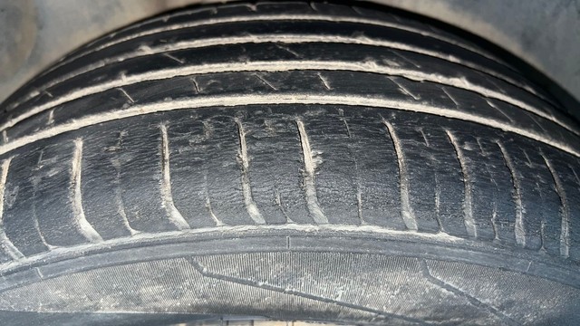 Second-hand 2012 Volkswagen Polo Petrol Comfortline 1.2L for sale in Coimbatore-39