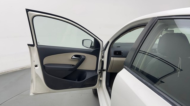 Second-hand 2012 Volkswagen Polo Petrol Comfortline 1.2L for sale in Coimbatore-25