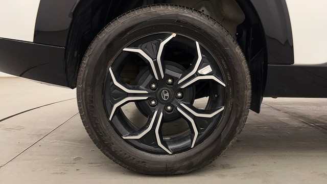 Second-hand 2025 Tata Curvv Creative S Diesel for sale in Chandigarh-18