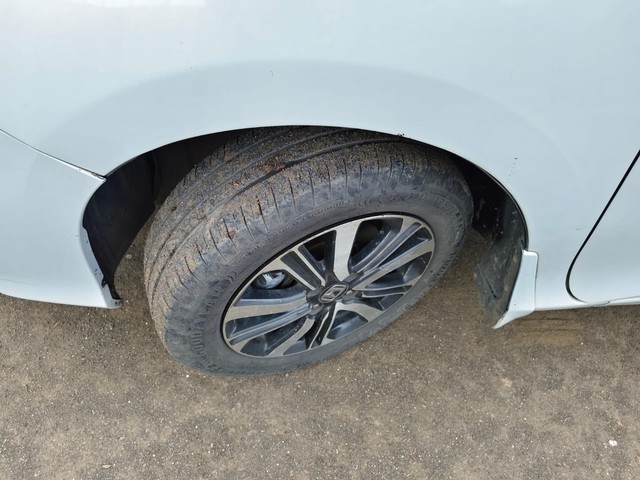 Second-hand 2017 Honda City i-VTEC CVT V for sale in Mumbai-8