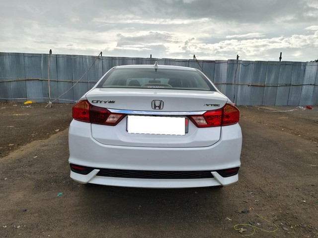 Second-hand 2017 Honda City i-VTEC CVT V for sale in Mumbai-2