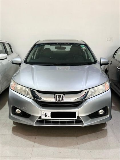 2 Used Honda City