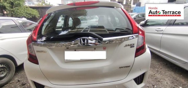 Second-hand 2017 Honda Jazz V CVT for sale in Pune-5