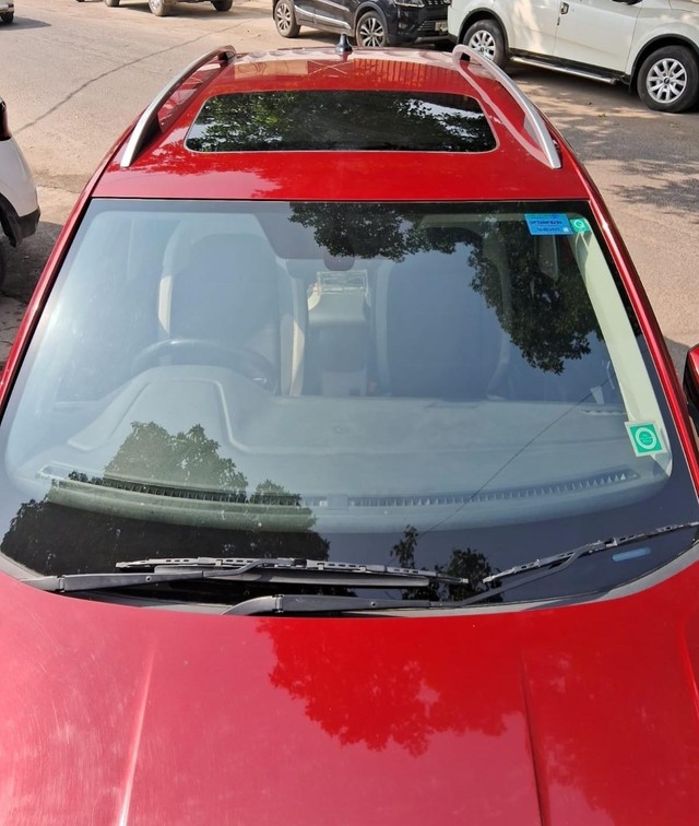 Second-hand 2022 Volkswagen Taigun 1.0 TSI Topline AT BSVI for sale in Lucknow-5