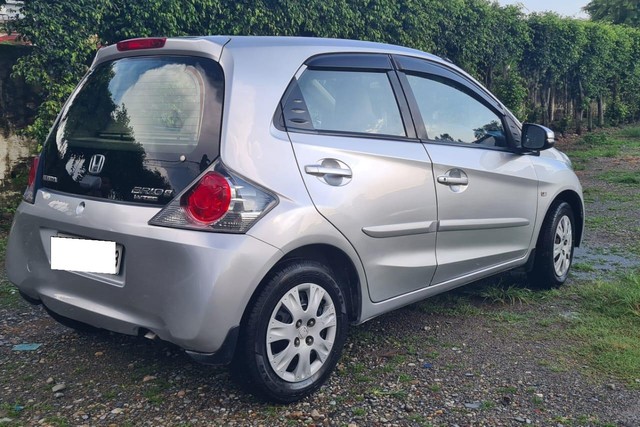 Second-hand 2015 Honda Brio S MT for sale in Dehradun-8