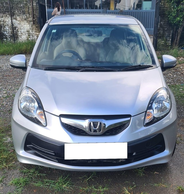 Second-hand 2015 Honda Brio S MT for sale in Dehradun-5