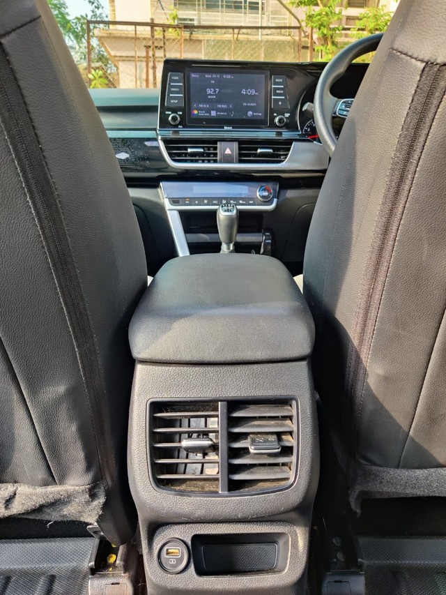 Second-hand 2022 Kia Seltos HTK Plus iMT for sale in Mumbai-11