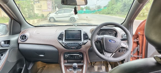 Second-hand 2018 Ford Freestyle Titanium Diesel BSIV for sale in Nagpur-12