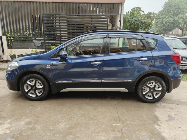 Second-hand 2019 Maruti S Cross Sigma DDiS 200 SH for sale in Indore-5