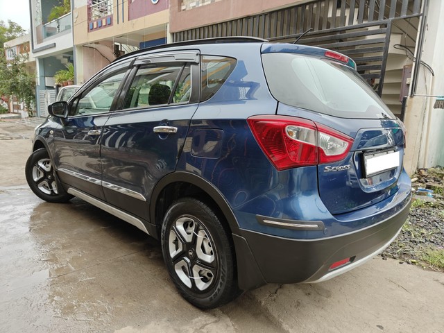 Second-hand 2019 Maruti S Cross Sigma DDiS 200 SH for sale in Indore-4