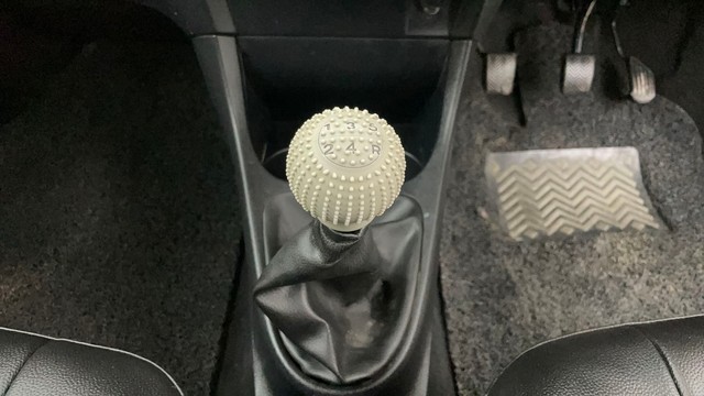 Second-hand 2018 Toyota Etios Liva V for sale in Jaipur-12