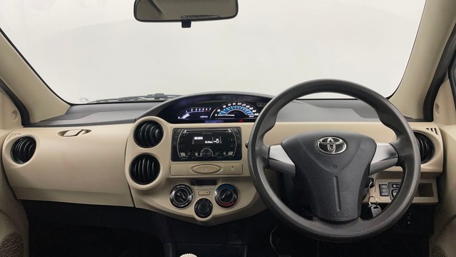 Second-hand 2018 Toyota Etios Liva V for sale in Jaipur-11