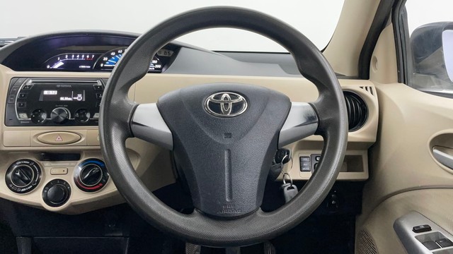 Second-hand 2018 Toyota Etios Liva V for sale in Jaipur-23
