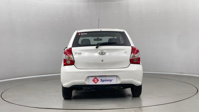 Second-hand 2018 Toyota Etios Liva V for sale in Jaipur-4