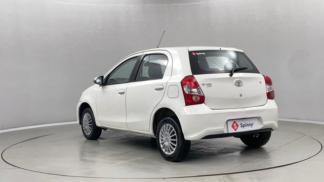 Second-hand 2018 Toyota Etios Liva V for sale in Jaipur-5