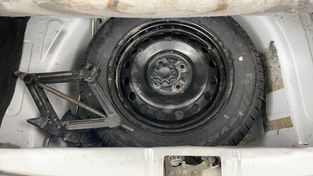 Second-hand 2018 Toyota Etios Liva V for sale in Jaipur-21