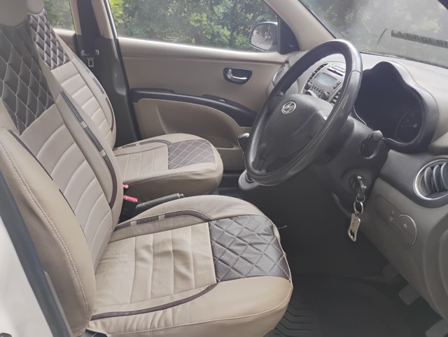 Second-hand 2015 Hyundai i10 Sportz 1.1L for sale in Agra-10