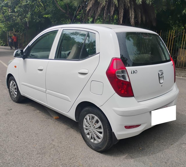 Second-hand 2015 Hyundai i10 Sportz 1.1L for sale in Agra-3