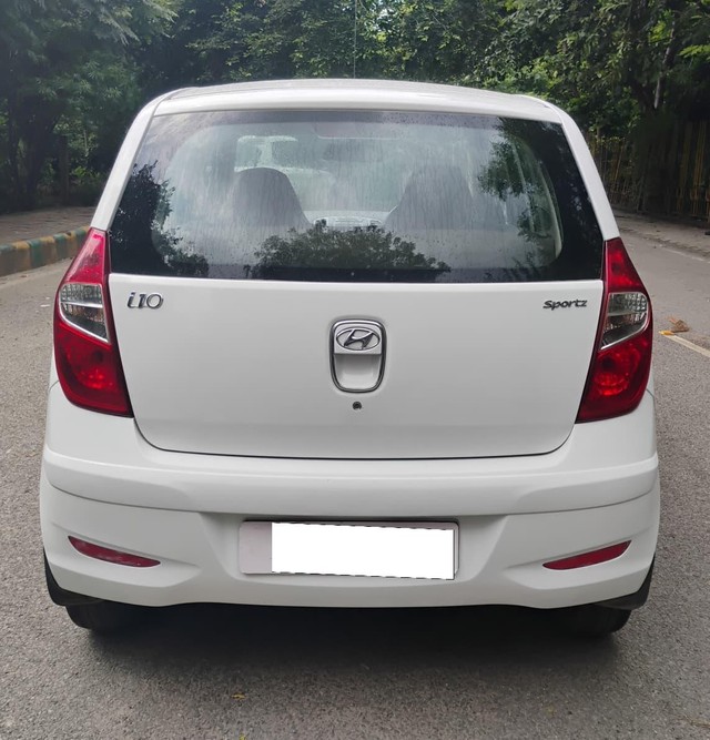 Second-hand 2015 Hyundai i10 Sportz 1.1L for sale in Agra-2