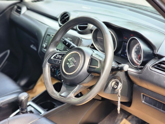 Second-hand 2018 Maruti Swift AMT VXI for sale in Faridabad-9