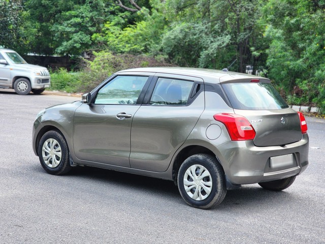 Second-hand 2018 Maruti Swift AMT VXI for sale in Faridabad-1