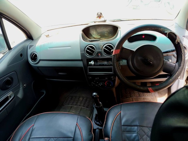 Second-hand 2009 Chevrolet Spark 1.0 for sale in Lucknow-3