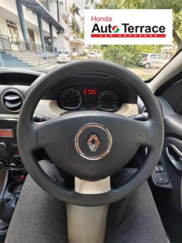 Second-hand 2014 Renault Duster 85PS Diesel RxL for sale in Kochi-2