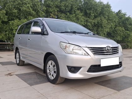 2013 Toyota Innova 2.5 G (Diesel) 8 Seater