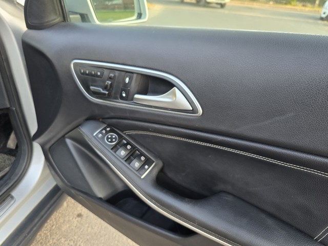 Second-hand 2016 Mercedes-Benz GLA Class 200 CDI SPORT for sale in Chandigarh-4