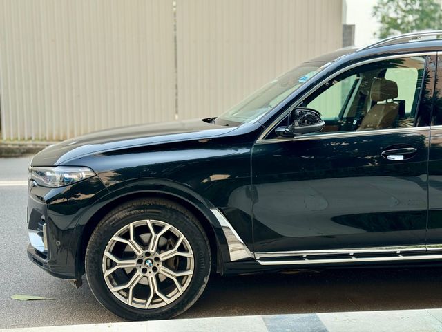 Second-hand 2021 BMW X7 xDrive30d DPE Signature for sale in Gurgaon