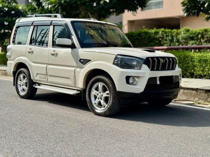 2020 Mahindra Scorpio S7 140 BSIV