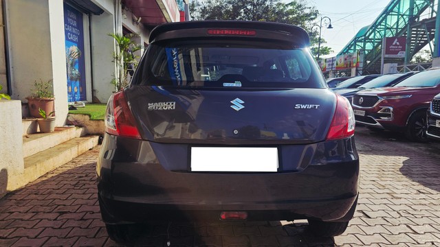 Second-hand 2015 Maruti Swift LXI BSIV for sale in Pune