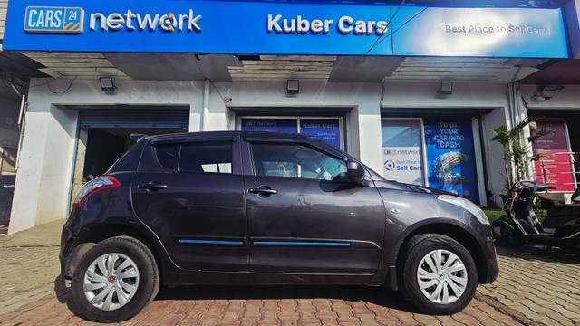 Second-hand 2015 Maruti Swift LXI BSIV for sale in Pune