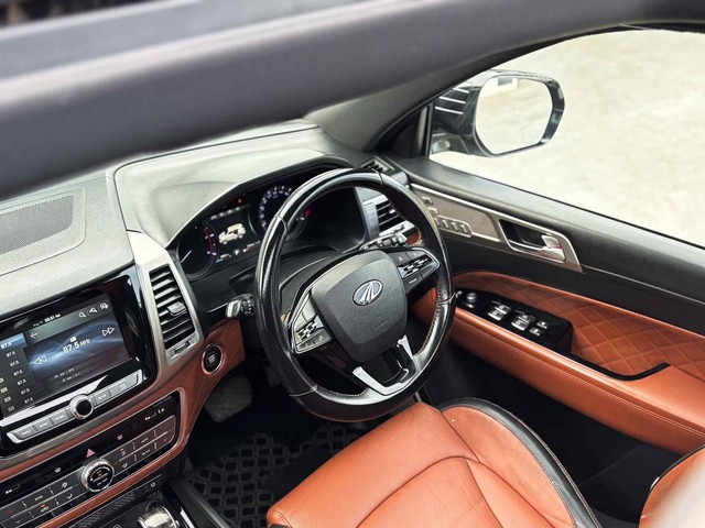 Second-hand 2019 Mahindra Alturas G4 4X4 AT BSIV for sale in New Delhi-17