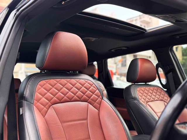 Second-hand 2019 Mahindra Alturas G4 4X4 AT BSIV for sale in New Delhi-23