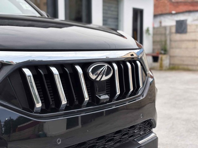 Second-hand 2019 Mahindra Alturas G4 4X4 AT BSIV for sale in New Delhi-7