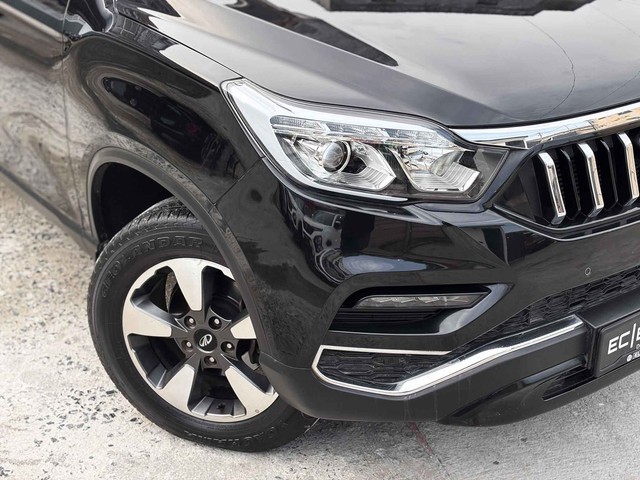 Second-hand 2019 Mahindra Alturas G4 4X4 AT BSIV for sale in New Delhi-10