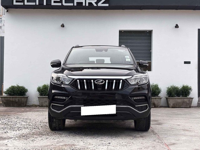 Second-hand 2019 Mahindra Alturas G4 4X4 AT BSIV for sale in New Delhi-3