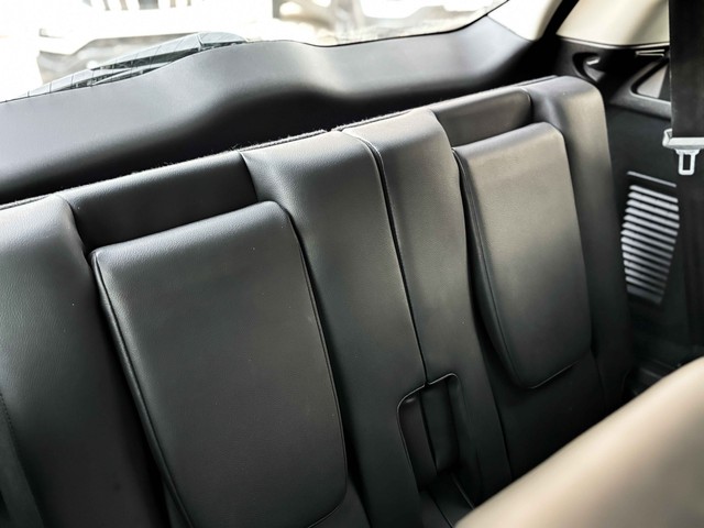 Second-hand 2019 Land Rover Discovery Sport TD4 SE 7S for sale in New Delhi-19