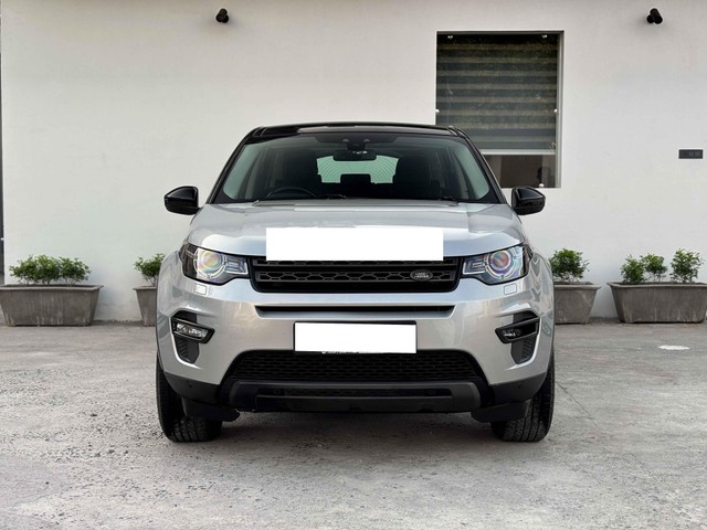 Second-hand 2019 Land Rover Discovery Sport TD4 SE 7S for sale in New Delhi-16