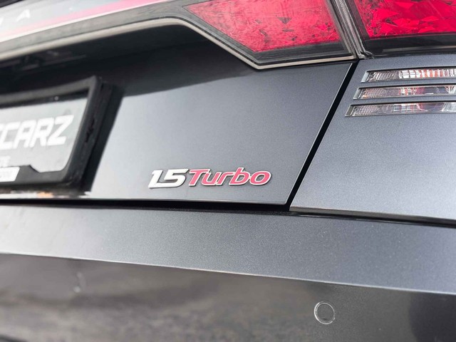 Hyundai Verna SX Turbo DCT Second-hand 2023 Hyundai Verna SX Turbo DCT for sale in New Delhi-5